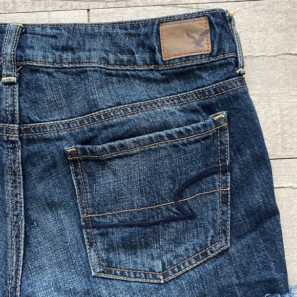 American Eagle Outfitters Low Rise Floral Embroidered Festival Denim Shorts 2 - Picture 10 of 11